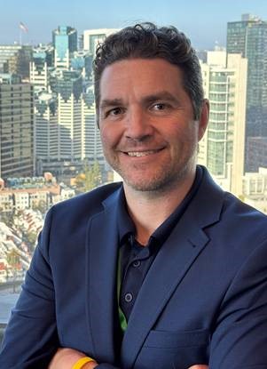 headshot of Brett Martinez